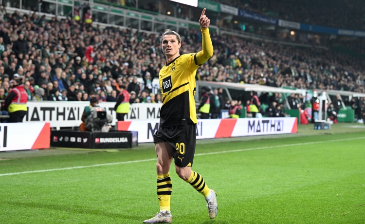 开云体育入口-萨比策：上半场我们失误太多，下半场踢得更好没给对手太多机会